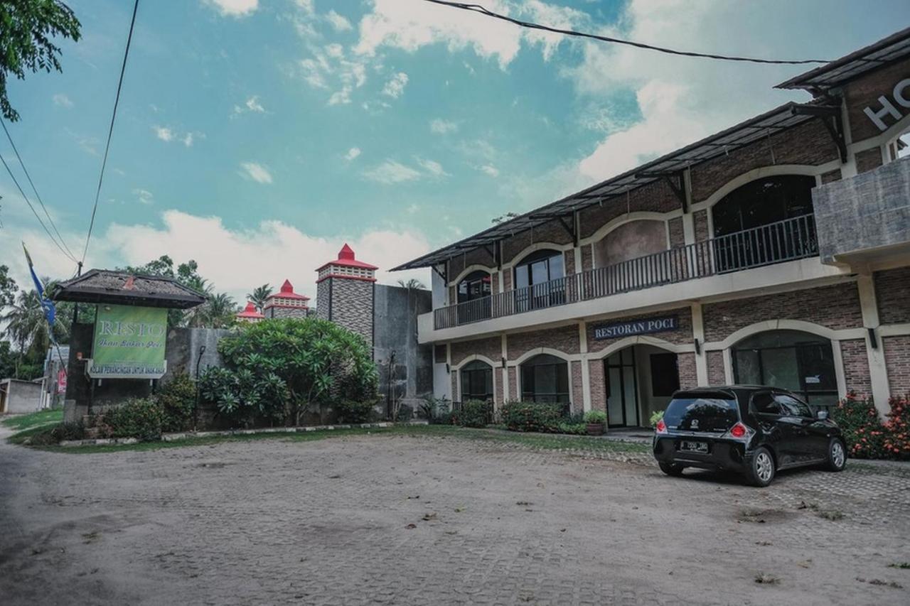 Reddoorz Near Pantai Florida Anyer Otel Serang Dış mekan fotoğraf