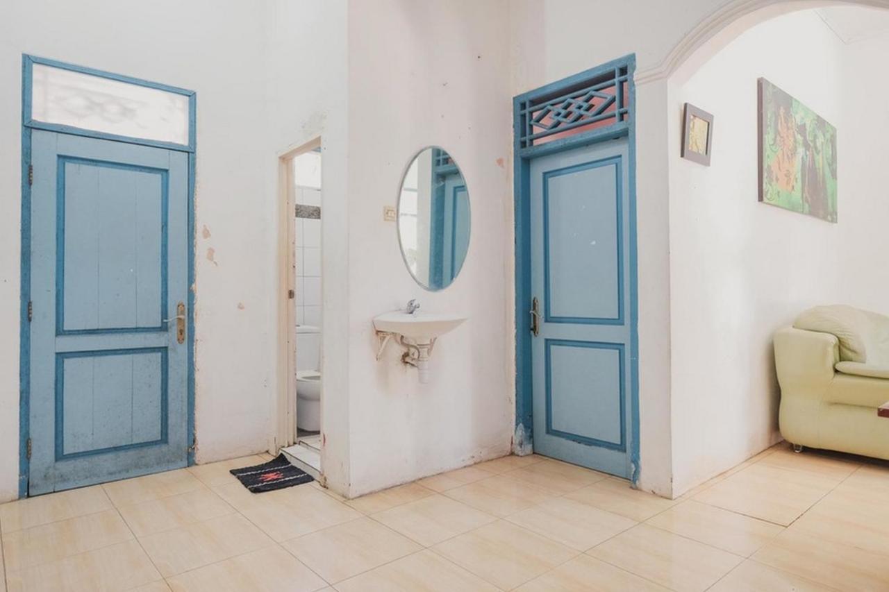 Reddoorz Near Pantai Florida Anyer Otel Serang Dış mekan fotoğraf