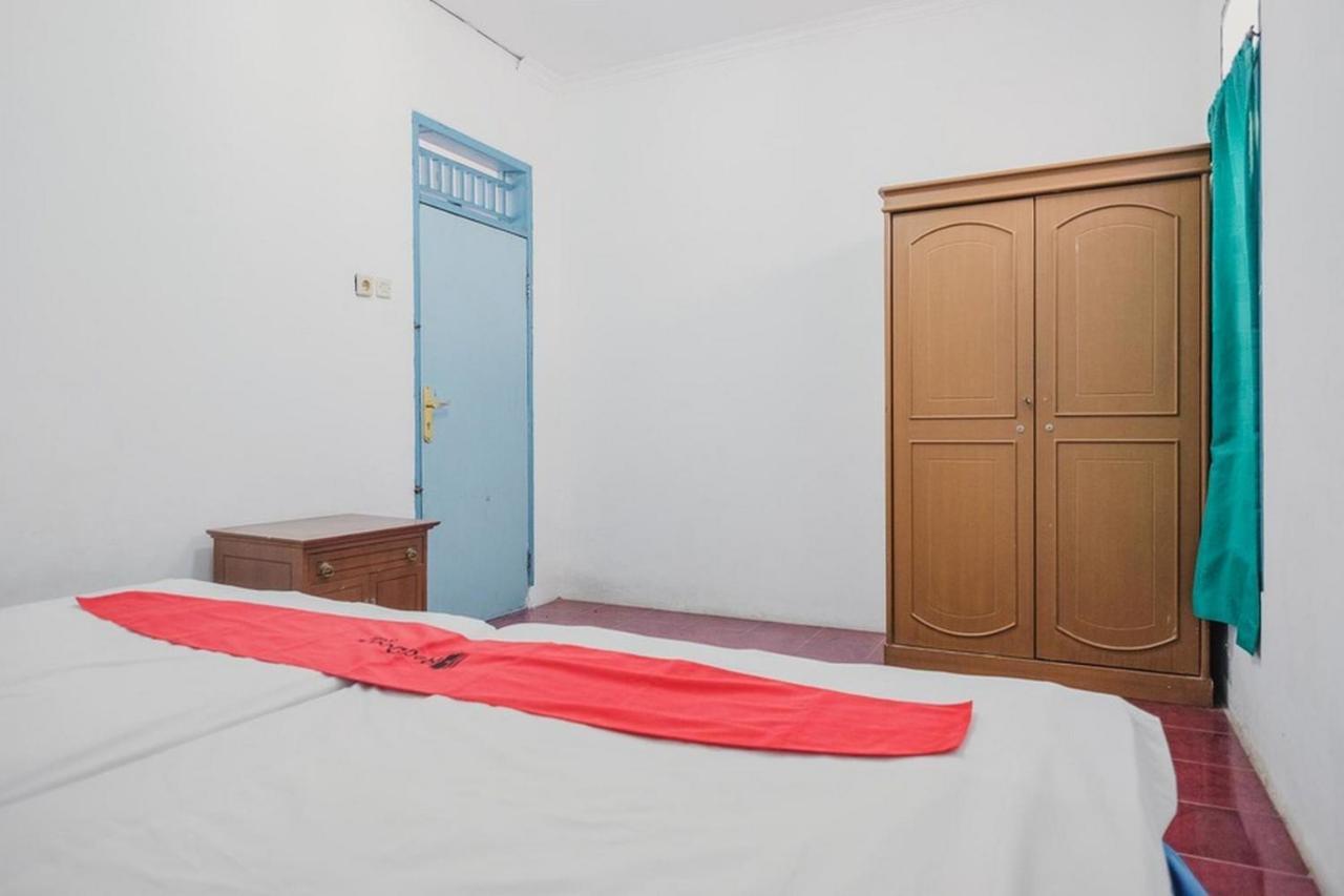 Reddoorz Near Pantai Florida Anyer Otel Serang Dış mekan fotoğraf
