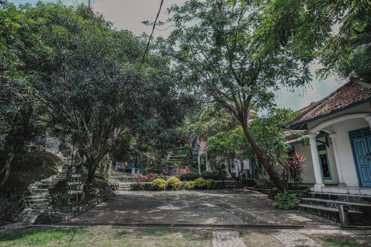 Reddoorz Near Pantai Florida Anyer Otel Serang Dış mekan fotoğraf