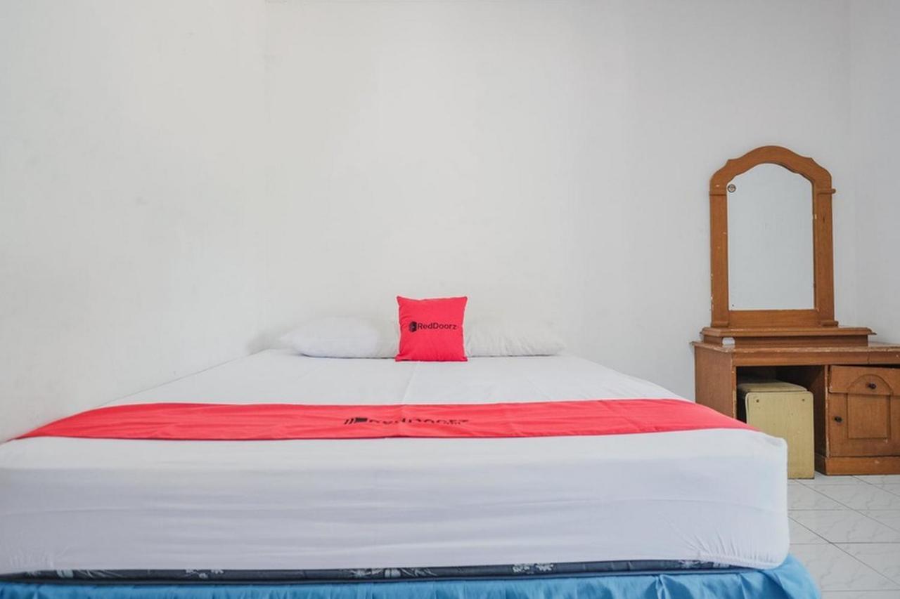 Reddoorz Near Pantai Florida Anyer Otel Serang Dış mekan fotoğraf